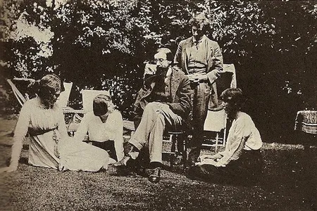 Some members of the Bloomsbury Group, including Huxley. Left to right: Lady Ottoline Morrell, Mrs. Aldous Huxley, Lytton Strachey, Duncan Grant, and Vanessa Bell.