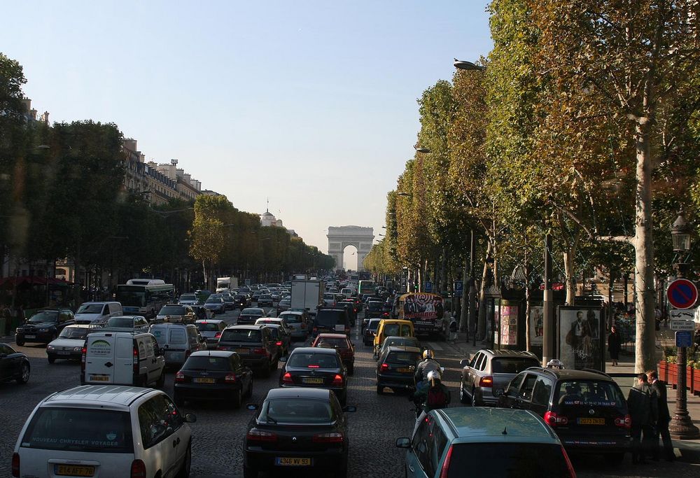 Traffic in Paris