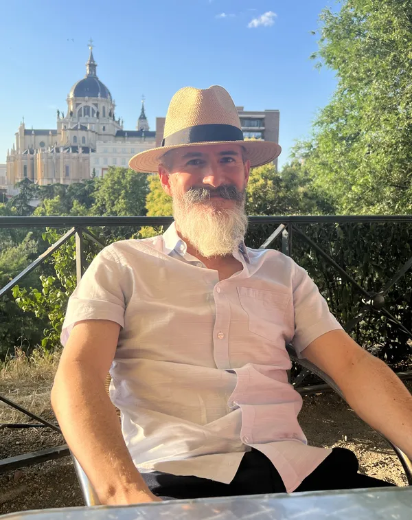photo of Samuel Amago