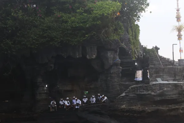 Taking a break ! thumbnail