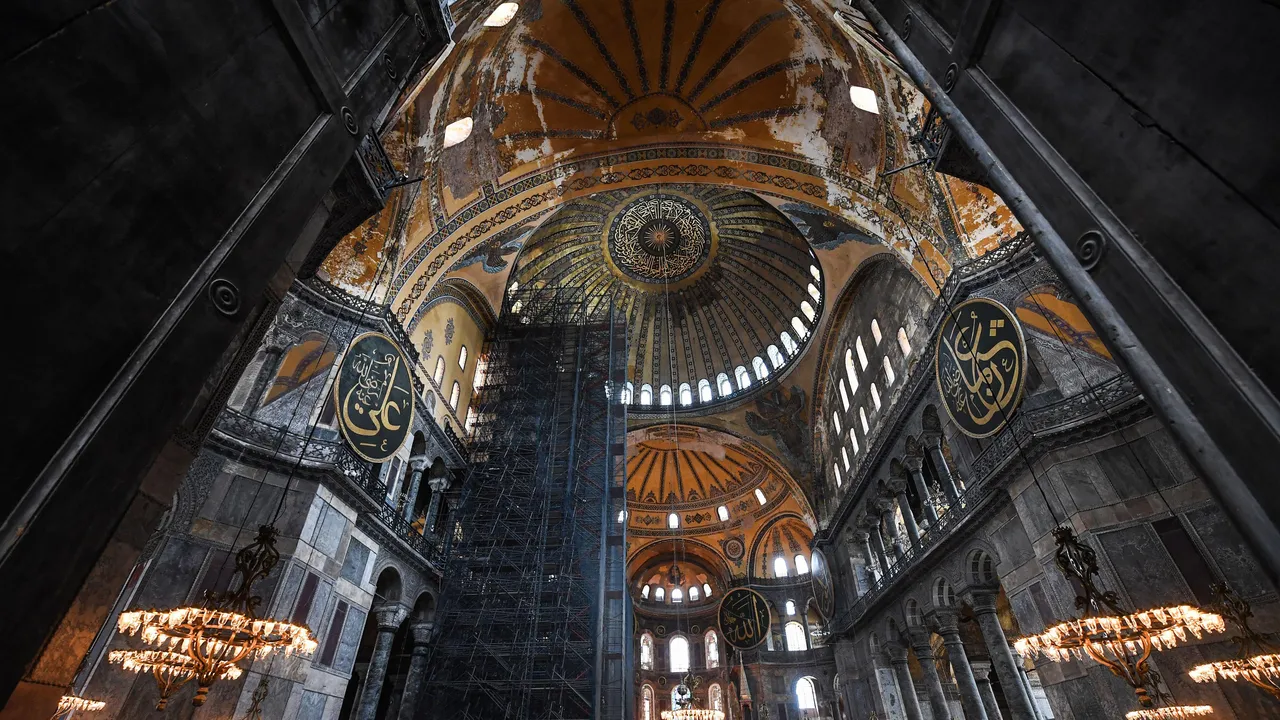 Archaeologists Call on Unesco to Protect the Hagia Sophia