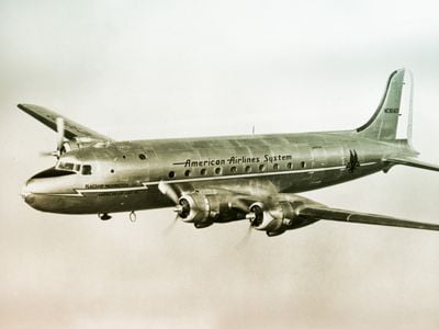 The Flagship Washington was one of the DC-4s that American Airlines used for its transatlantic passenger service. The sleek “landplane” was faster and safer than the passenger seaplanes that preceded it.