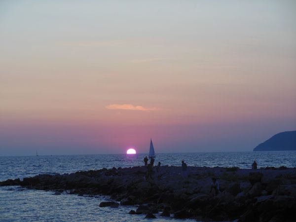 Sunset in Crimea thumbnail