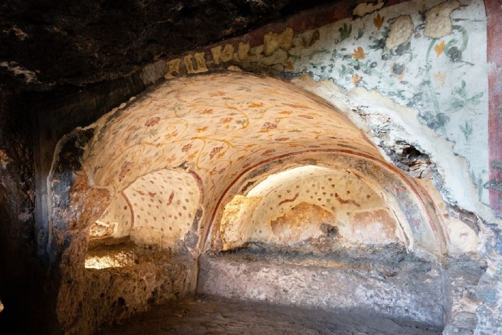 A multi-chamber tomb with colorful floral designs