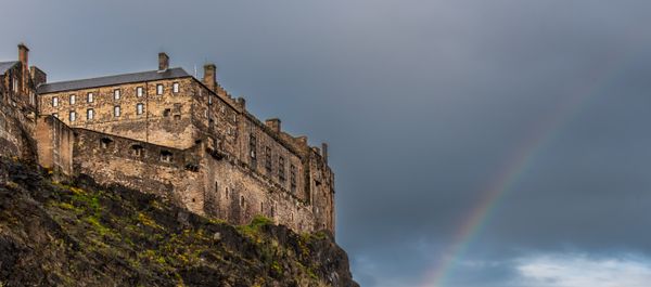 Rainbow over Edinburgh Castle thumbnail
