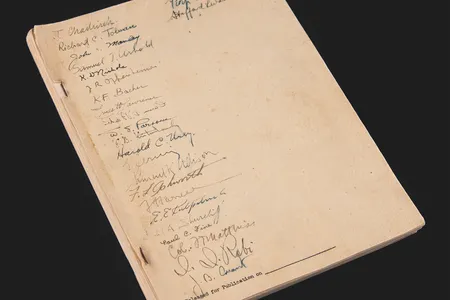 The document was signed by 24 contributors to the Manhattan Project, including J.&nbsp;Robert Oppenheimer.