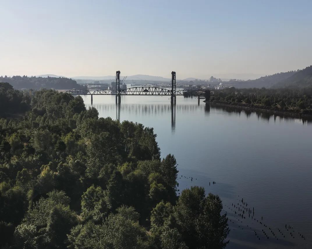 In Portland, Oregon, Milholland declared: “You women must assert yourselves, if you are to help reshape the world.”