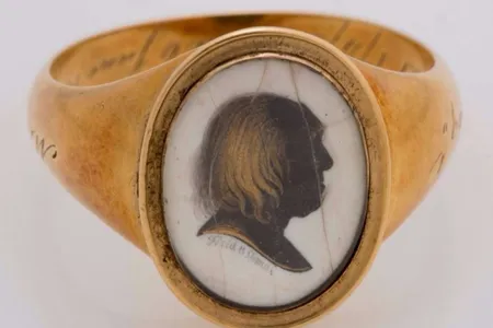 One of Bentham's memorial rings.