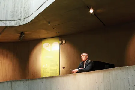 The arrestingly modern hominin at the Neanderthal Museum, near Dusseldorf, is the work of renowned 
paleo-artists Adrie and Alfons Kennis.
