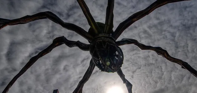 spider sculpture