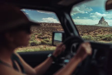 The view of Monument Valley from the road