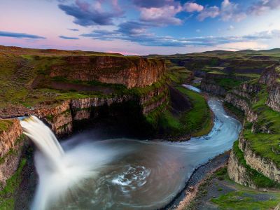 A view of a Palouse Falls in Palouse Falls State Park in Washington. Geologists believe massive floods carved out this canyon and others in the Scablands.