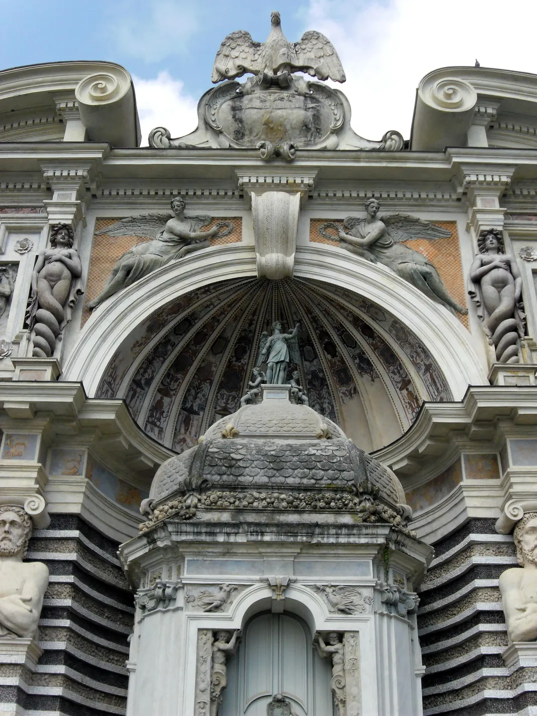 Sculpture from renaissance period in Tivoli,Italy Smithsonian Photo