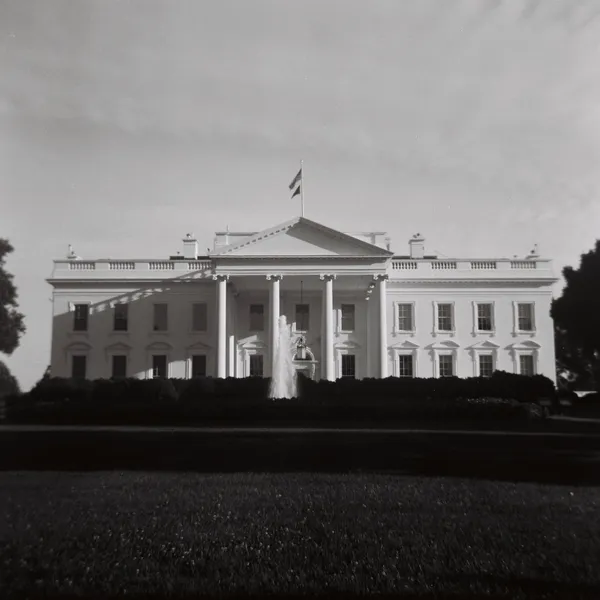 Black and White House thumbnail