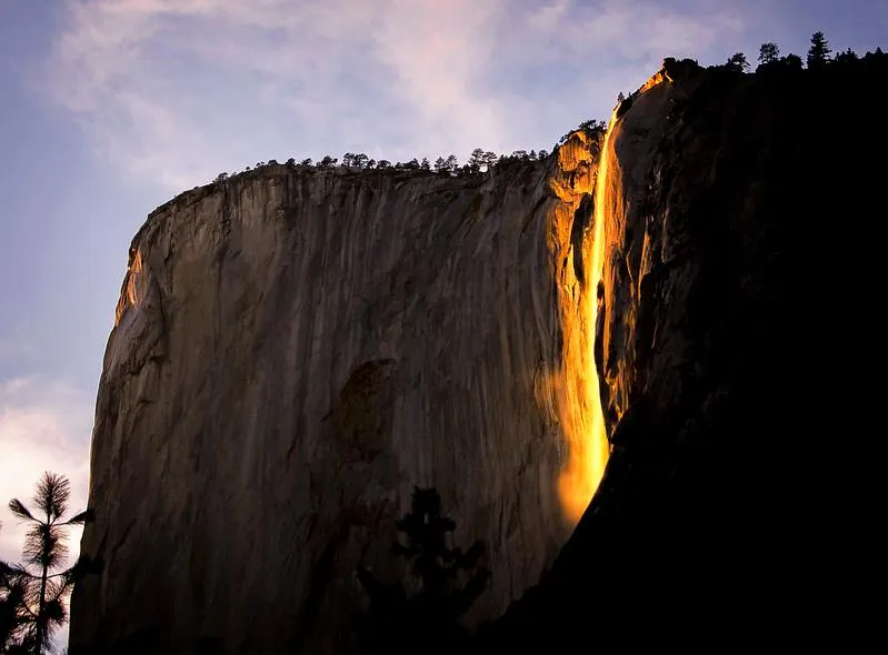 Yosemite firefall.jpg