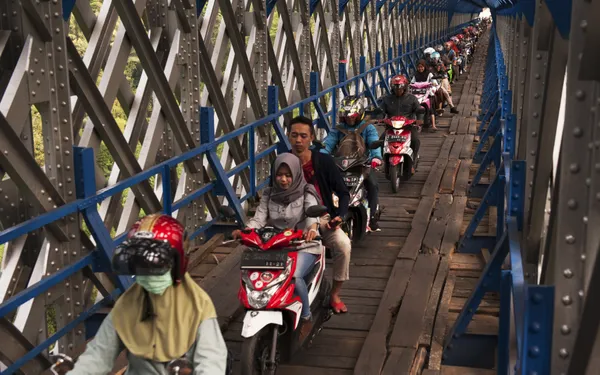 Crossing The Old Bridge thumbnail