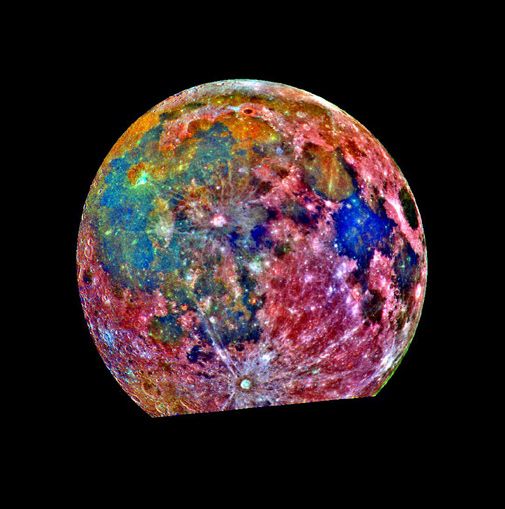 China's Chang'e 1 spacecraft heads for lunar orbit.
