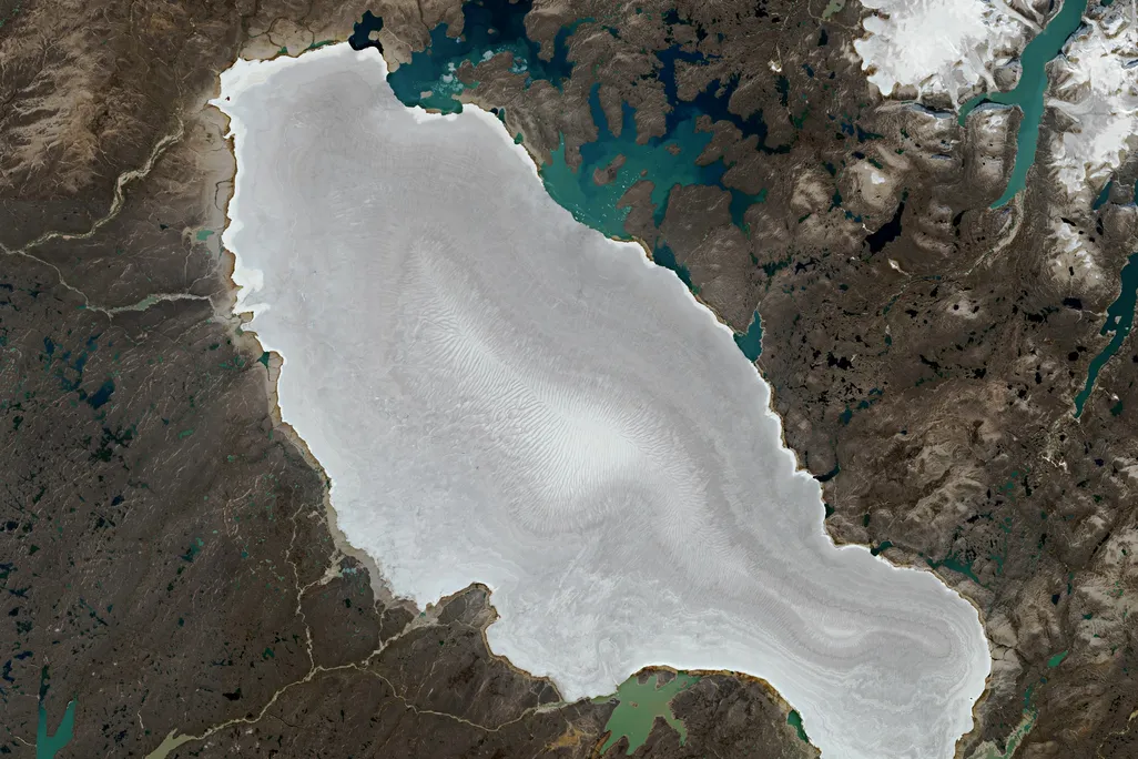 Aerial view of the Barnes Ice Cap