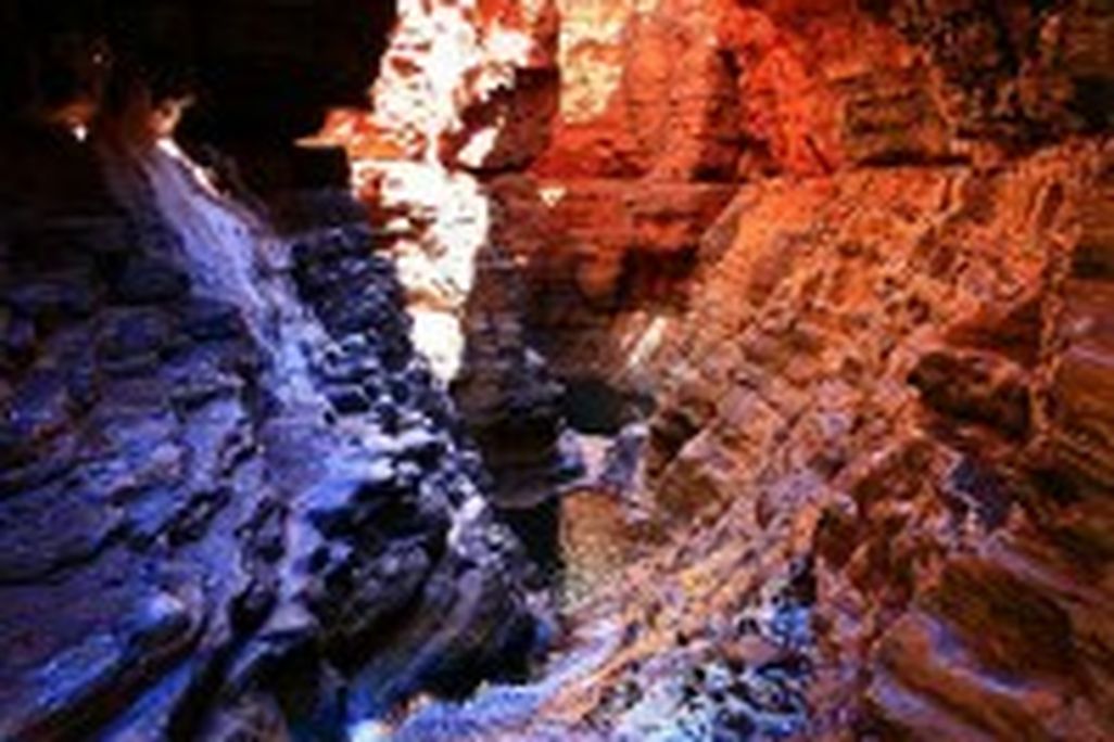 20110520104053karijini-199x300.jpg