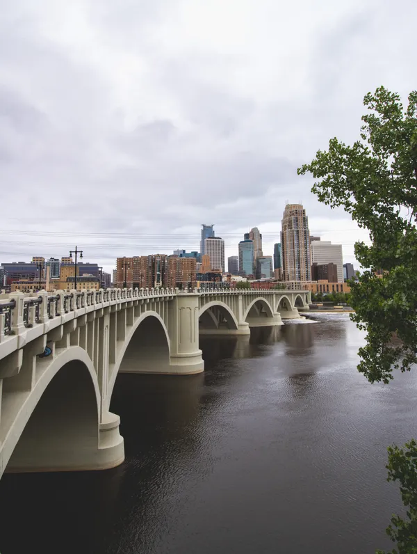Crossing the Mississippi River thumbnail