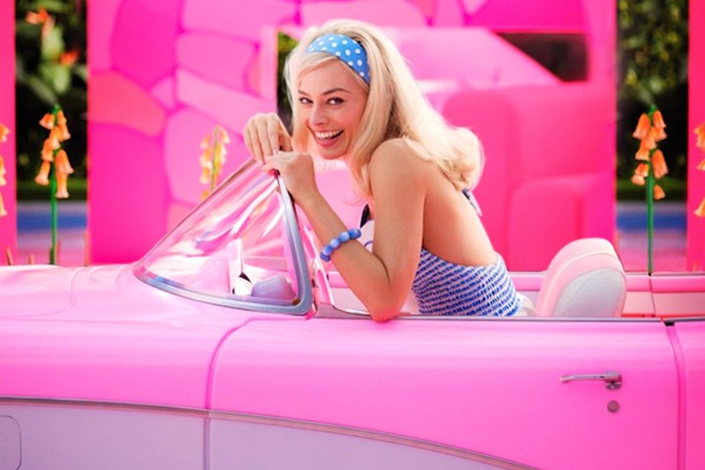 Margot Robbie as Barbie in movie still