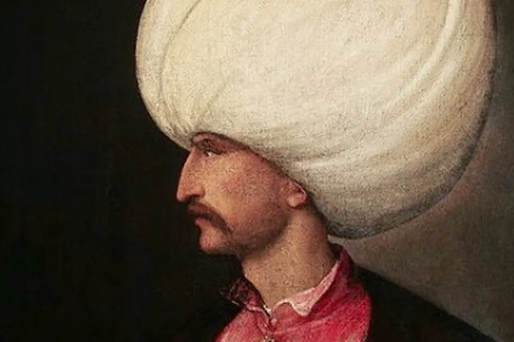 Sultan-head-470.jpg