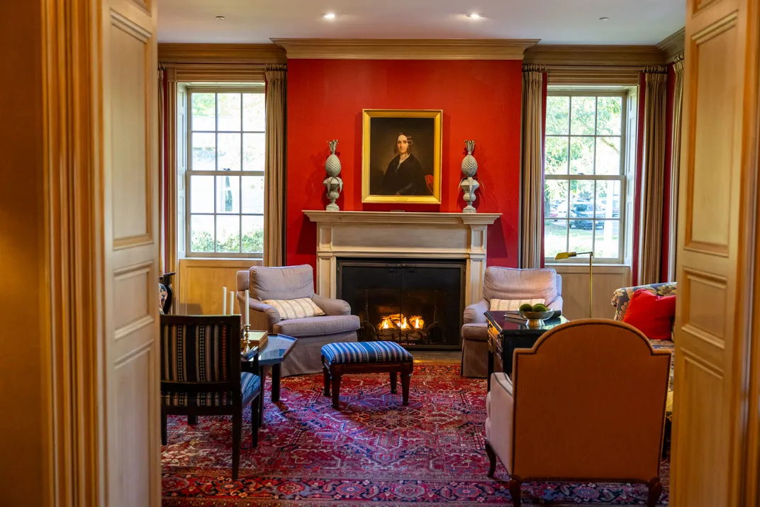The parlor of the Aurora Inn