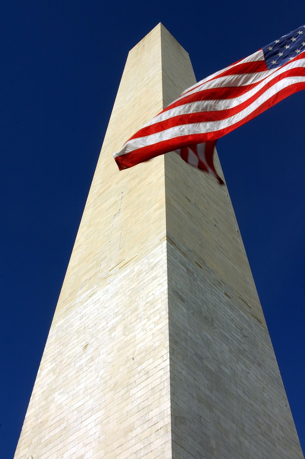 Monument and Ensign | Smithsonian Photo Contest | Smithsonian Magazine