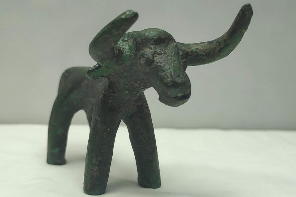 Bull figurine