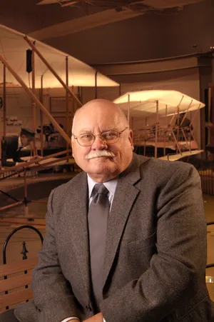 Tom D. Crouch