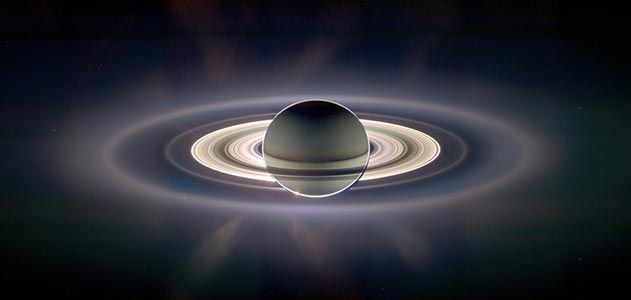 Saturn rings