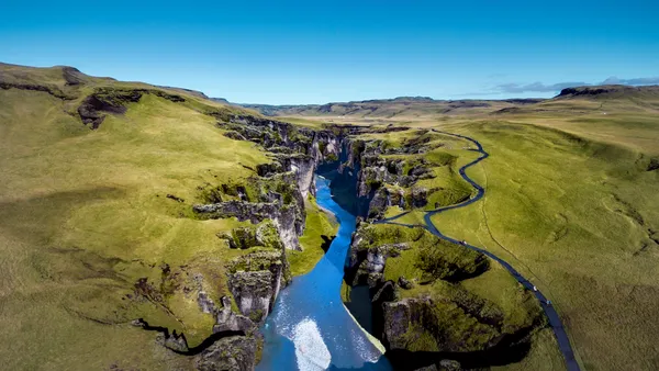 Fjaðrárgljúfur: Iceland's Ancient Canyon Carved by Time thumbnail