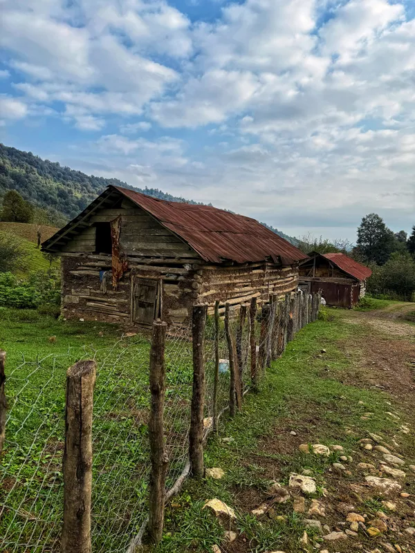 Autumn Cabin in the Forest of Fuman thumbnail