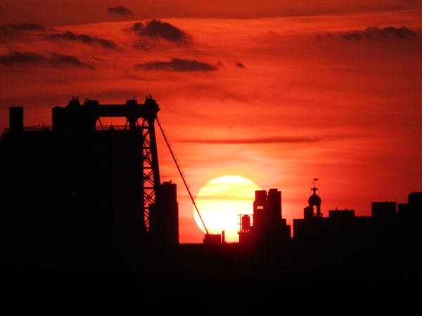 Sunset over Williamsburg thumbnail