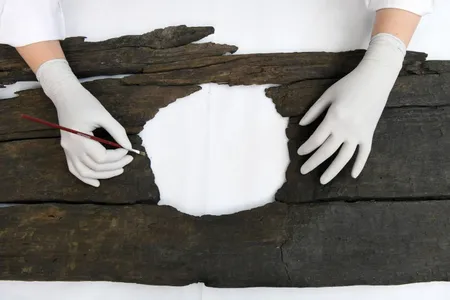 The three-seater was unearthed from the banks of the River Fleet between the late 1980s and early 1990s