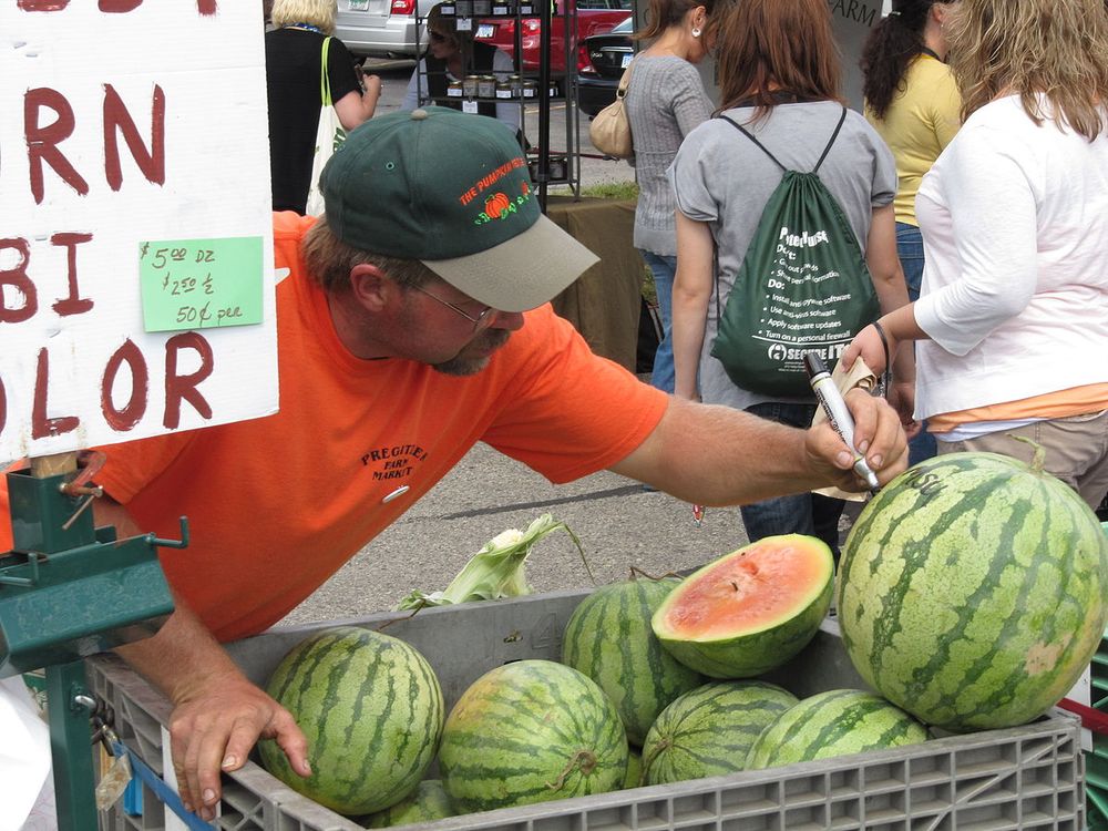 A farmers' market in Lansing, Michigan