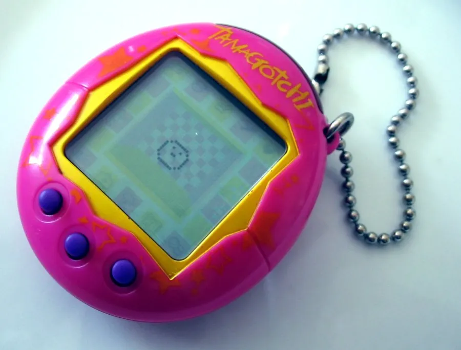 Tamagotchi_0124_ubt.jpg
