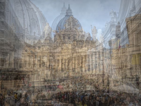capturing the sphere of the vatican in Rome thumbnail
