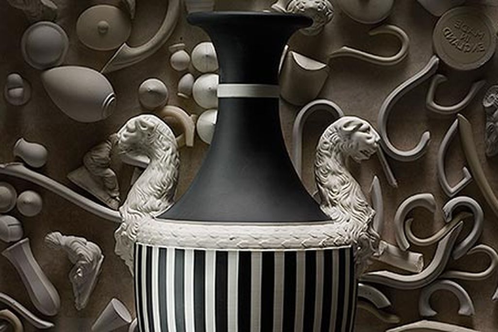Panther vase
