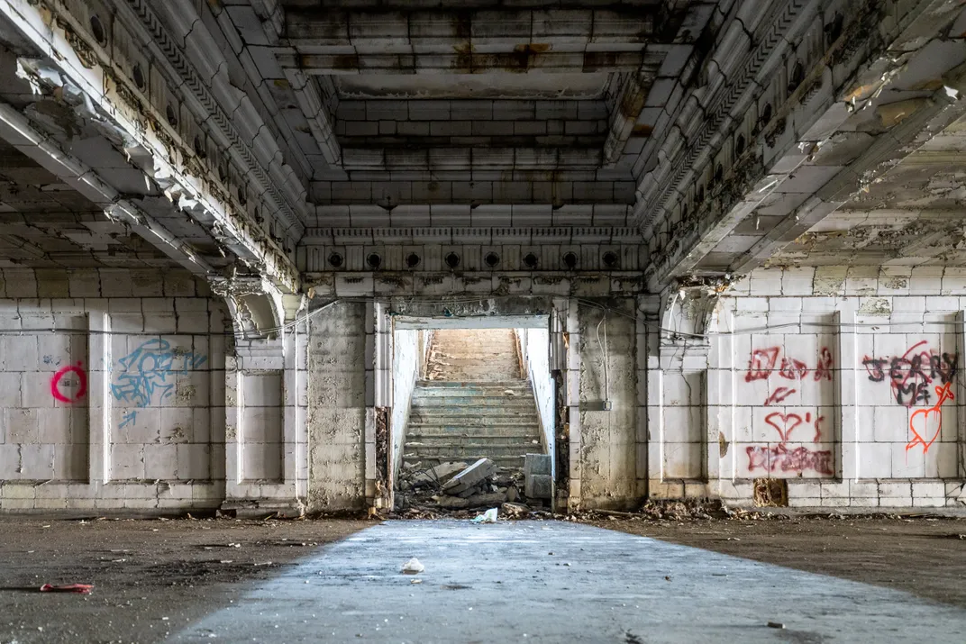 Michigan Central Station in disrepair