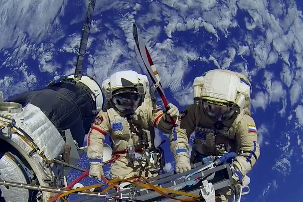 Olympic-torch-Nov 13 spacewalk.jpg