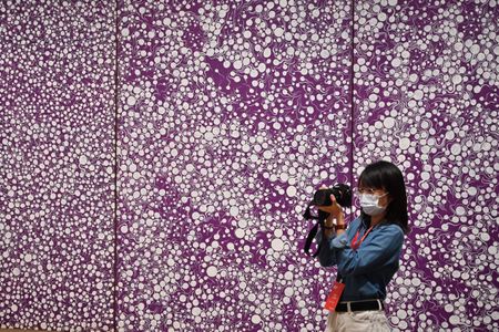The M+ museum is giving away 10,000 free tickets to university students in Hong Kong for the &ldquo;Yayoi Kusama: 1945 to Now&rdquo; exhibition.

