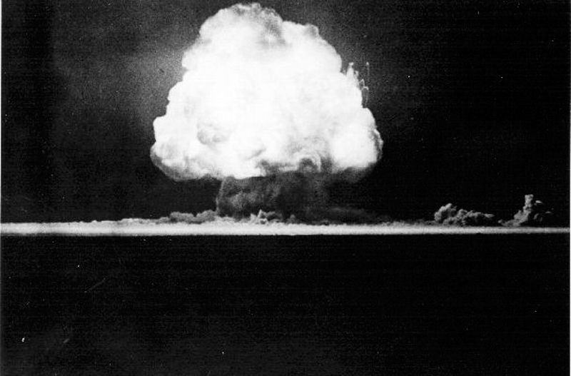 Seventy Years After the Trinity Test, There Are 16,000 Nuclear Weapons in  the World | Air & Space Magazine| Smithsonian Magazine