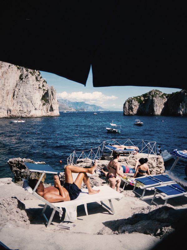 An afternoon in Capri thumbnail