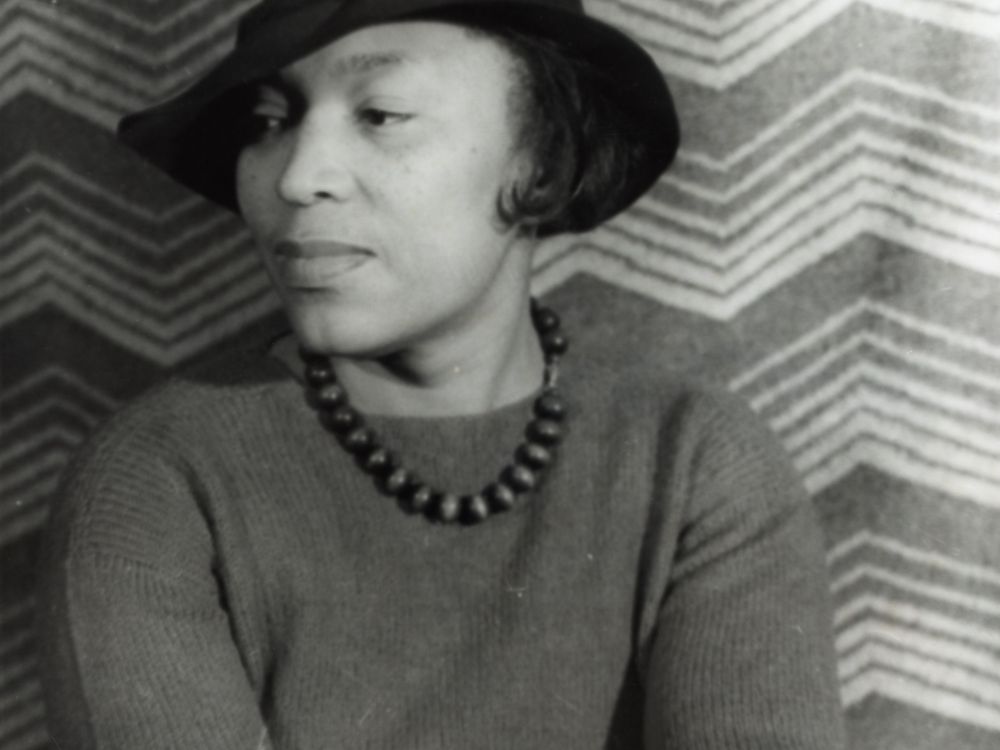 Zora_Neale_Hurston_(1938).jpg