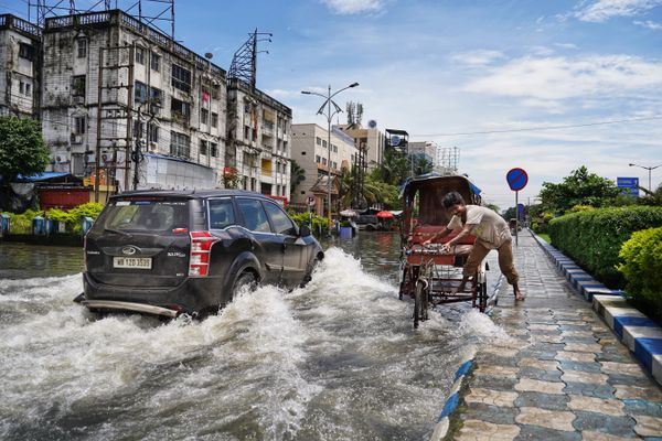 Waterlogged Kolkata. thumbnail