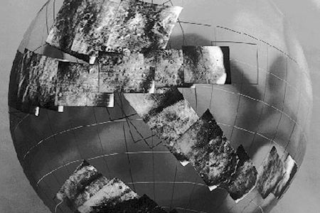 A mosaic of Mars from Mariner 6 and Mariner 7 