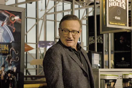 Robin Williams plays Teddy Roosevelt.