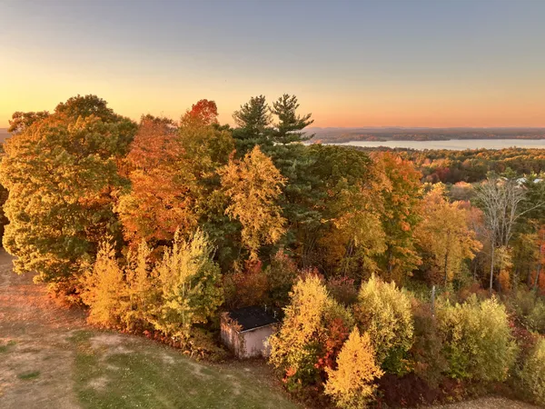 Fall Trees overlooking the Great Bay in New Hampshire thumbnail