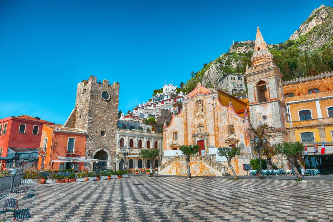 Piazza IX Aprile and the Church of San Giuseppe, Taormina